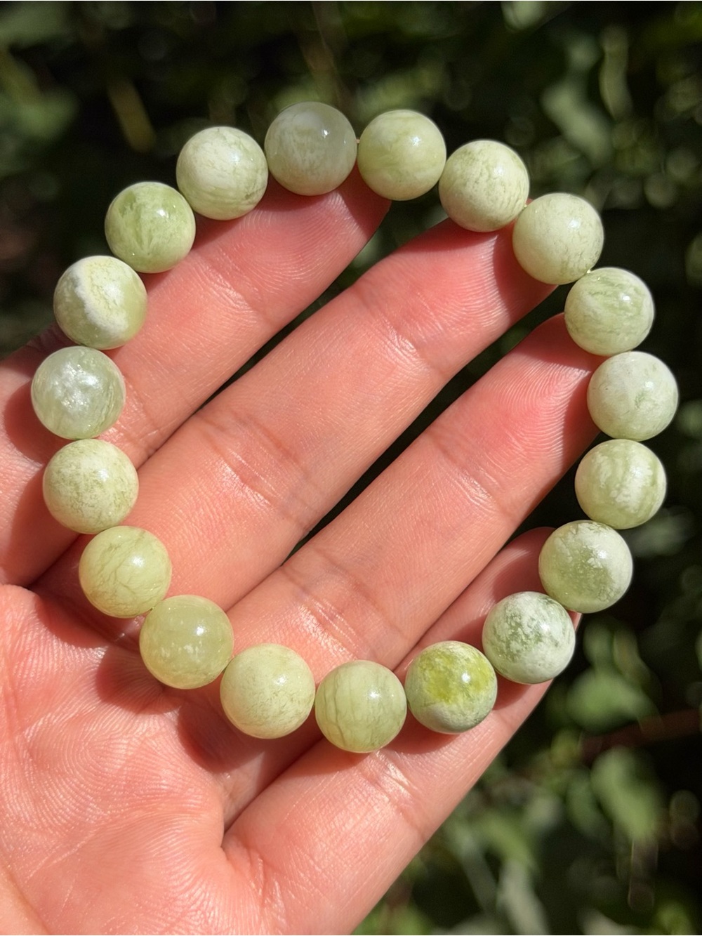 Handcrafted Light Green Beaded Bracelet - Women Jewelry Palo
